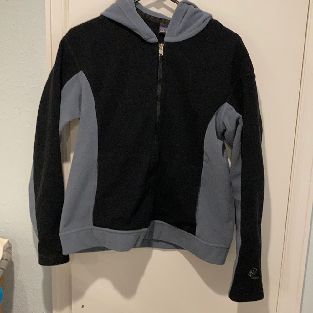 Patagonia Women's Fleece Hooded Zippered Jacket